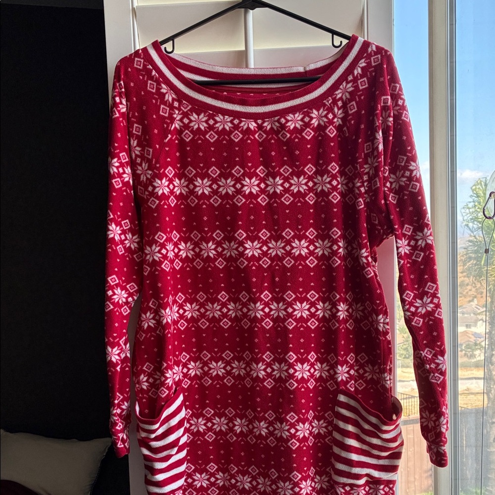 Uniqlo Red and White Fair Isle Sleep Tunic